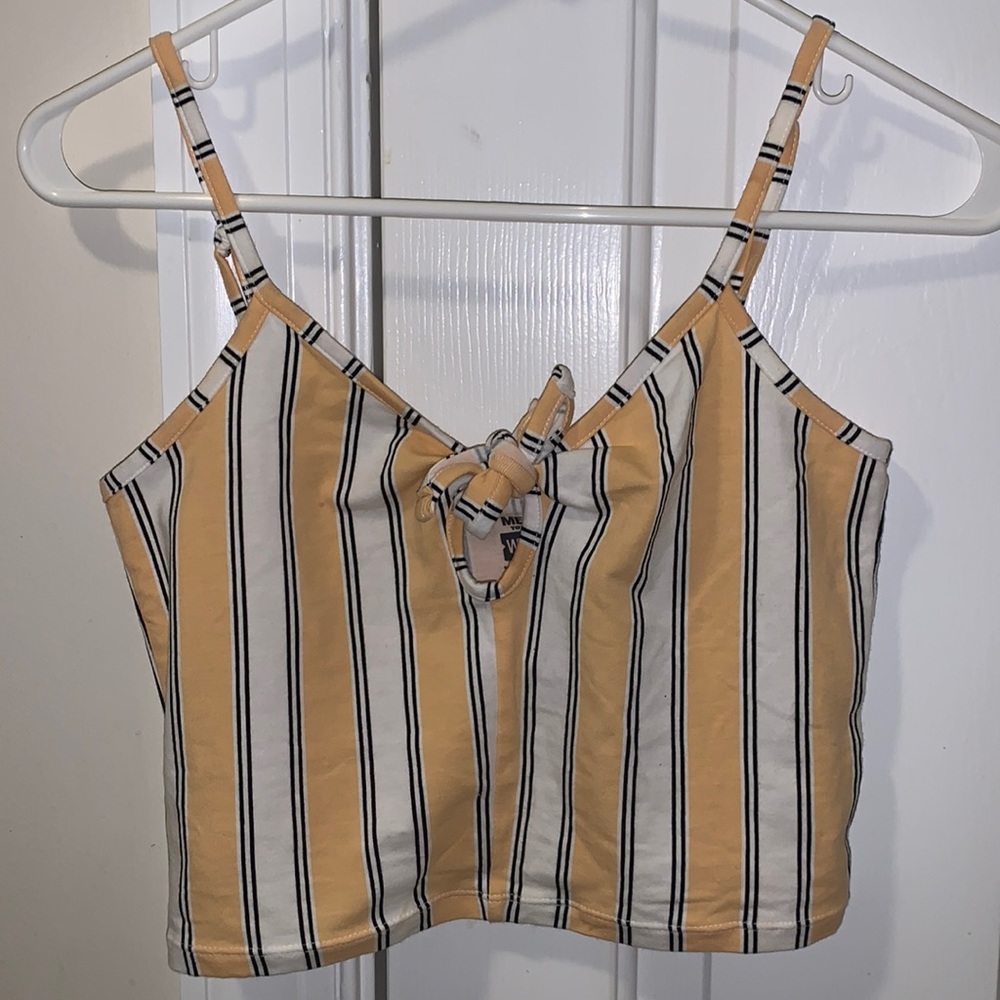 *NWT* Me to We striped tie front tank top